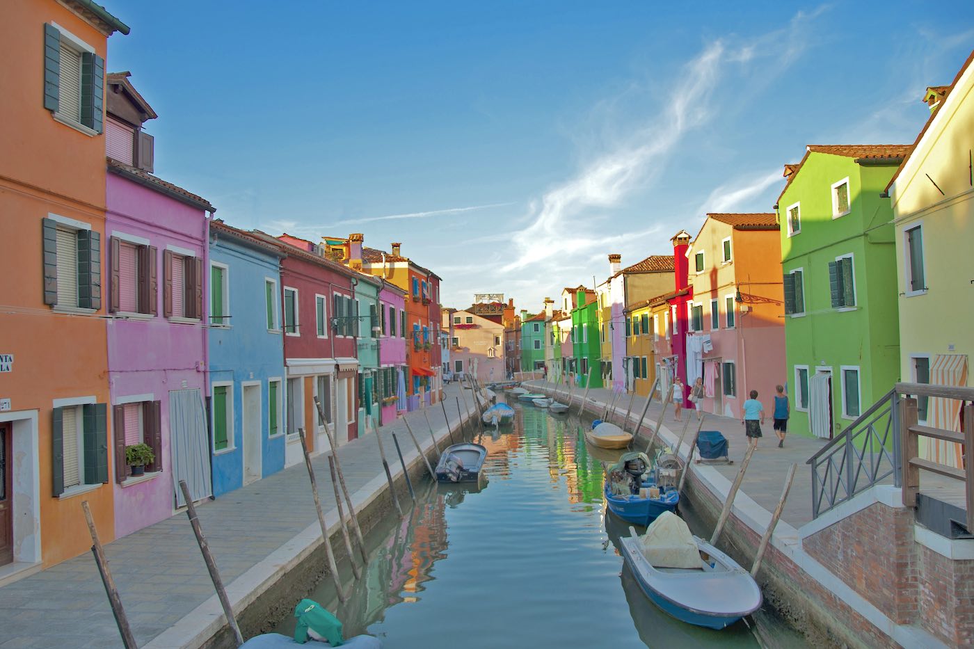 Burano, île accessible en vaporetto